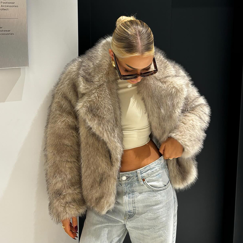 Streetwear Girl Brand - Jaqueta Feminina de Pelo Sintético Degradê